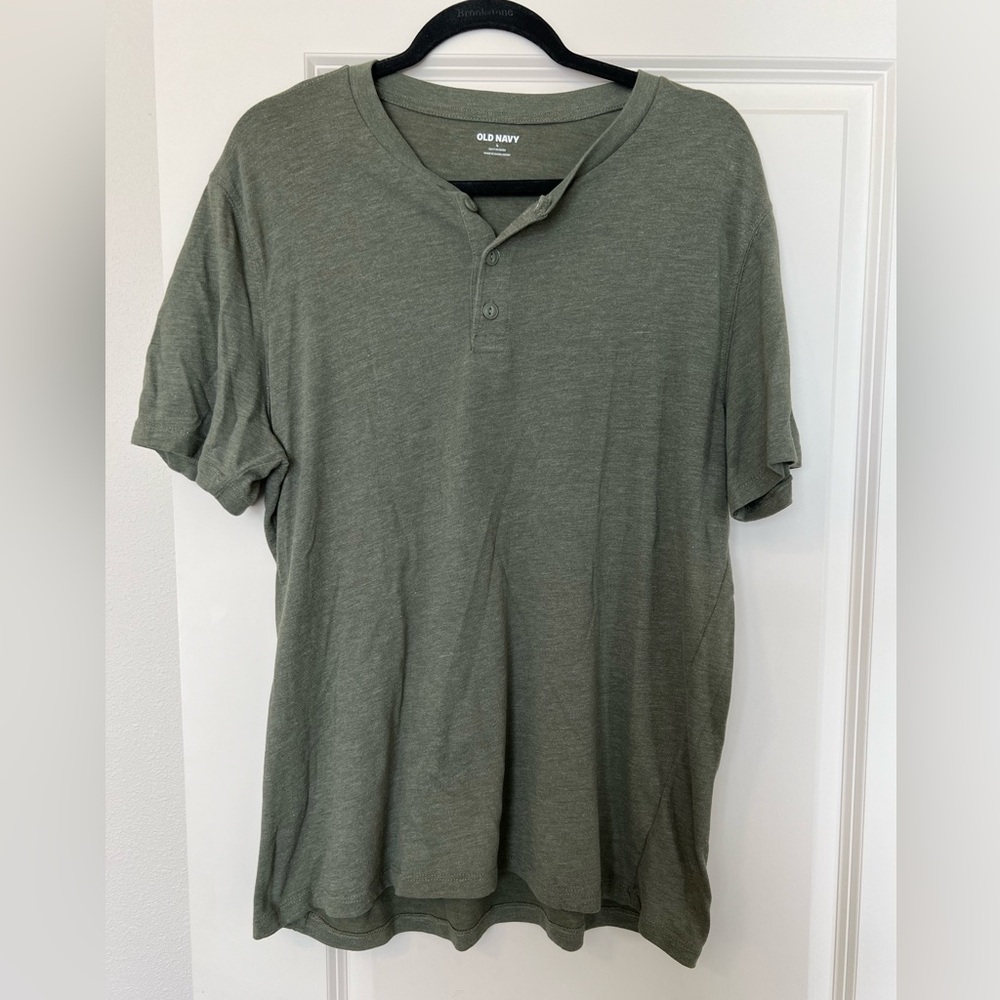 Men’s Old Navy Henley, Green, Size Large